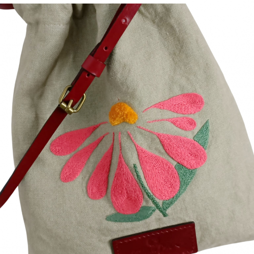 DAISY POUCH
